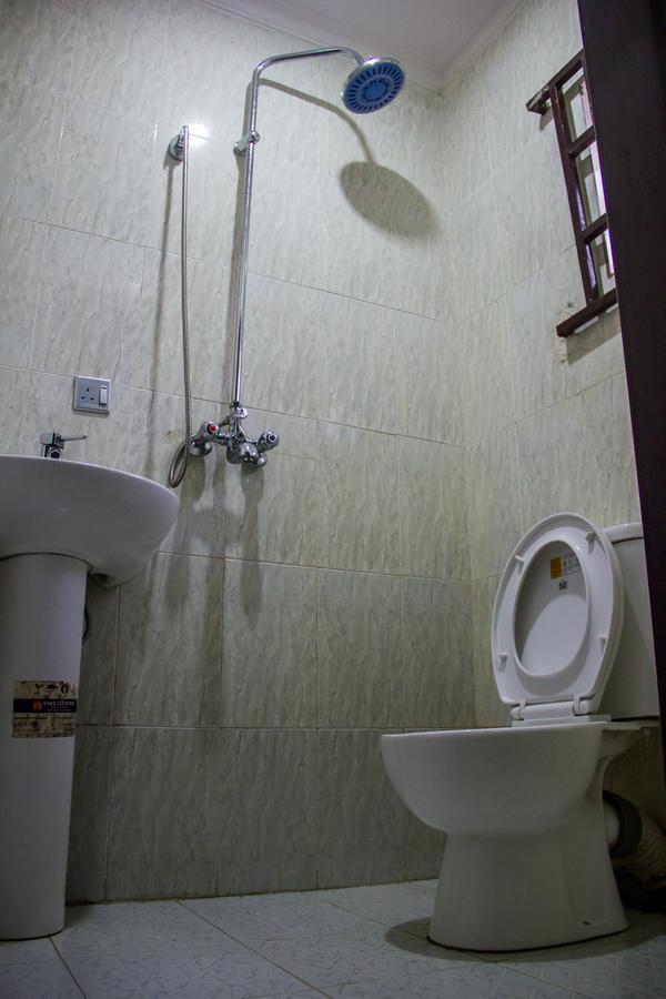 Glasshouse Hotel And Suites Egba Buitenkant foto